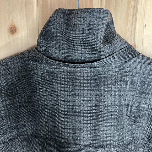 Helly Hansen Mens Plaid Jacket Medium Gray Insulated Padded Coat Gold Lining - Picture 9 of 12